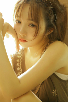 日本吻胸吃奶大尺度床戏