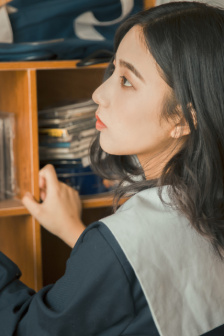 《吻痕》双男主免费观看